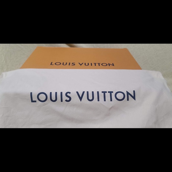 Louis Vuitton Patchwork Denim Neverfull MM - Picture 15 of 16